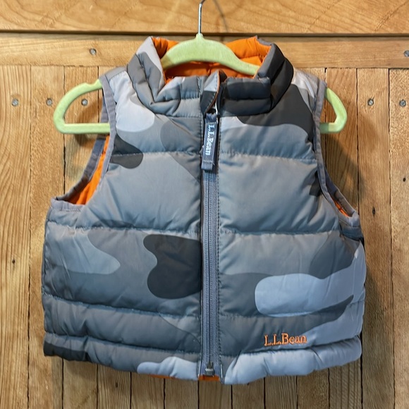 L.L. Bean - Reversible Puffer Vest - Size 6-12 months - Orange and Grey Camo - Picture 2 of 10